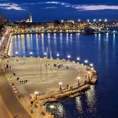 Apartament Dimora De Amicis 88 Bari Zewnętrze zdjęcie
