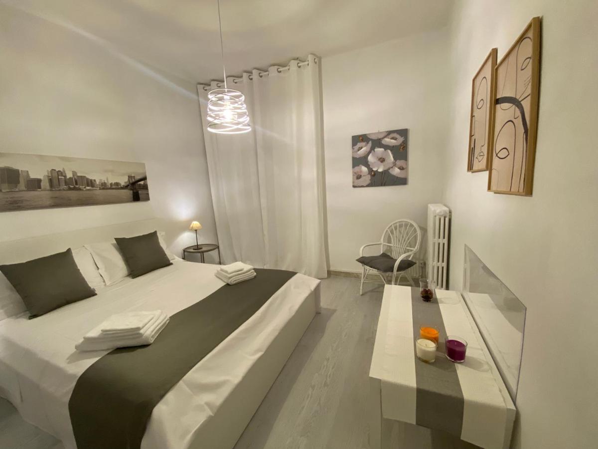 Apartament Dimora De Amicis 88 Bari Zewnętrze zdjęcie